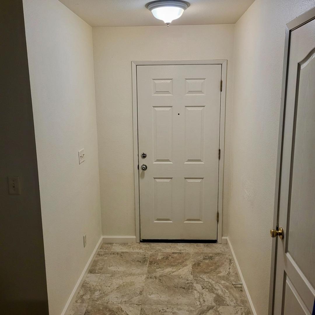 740 Windsor Ct, Los Banos, CA 93635 photo 4
