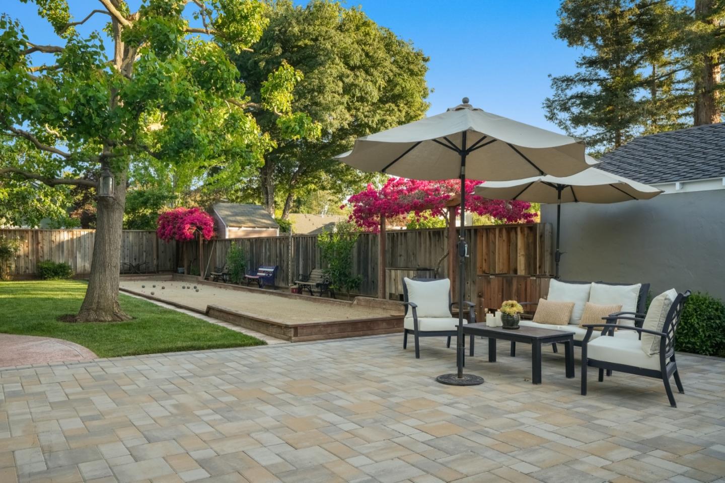 Detail Gallery Image 39 of 49 For 978 Terra Bella Ave, San Jose,  CA 95125 - 4 Beds | 3 Baths
