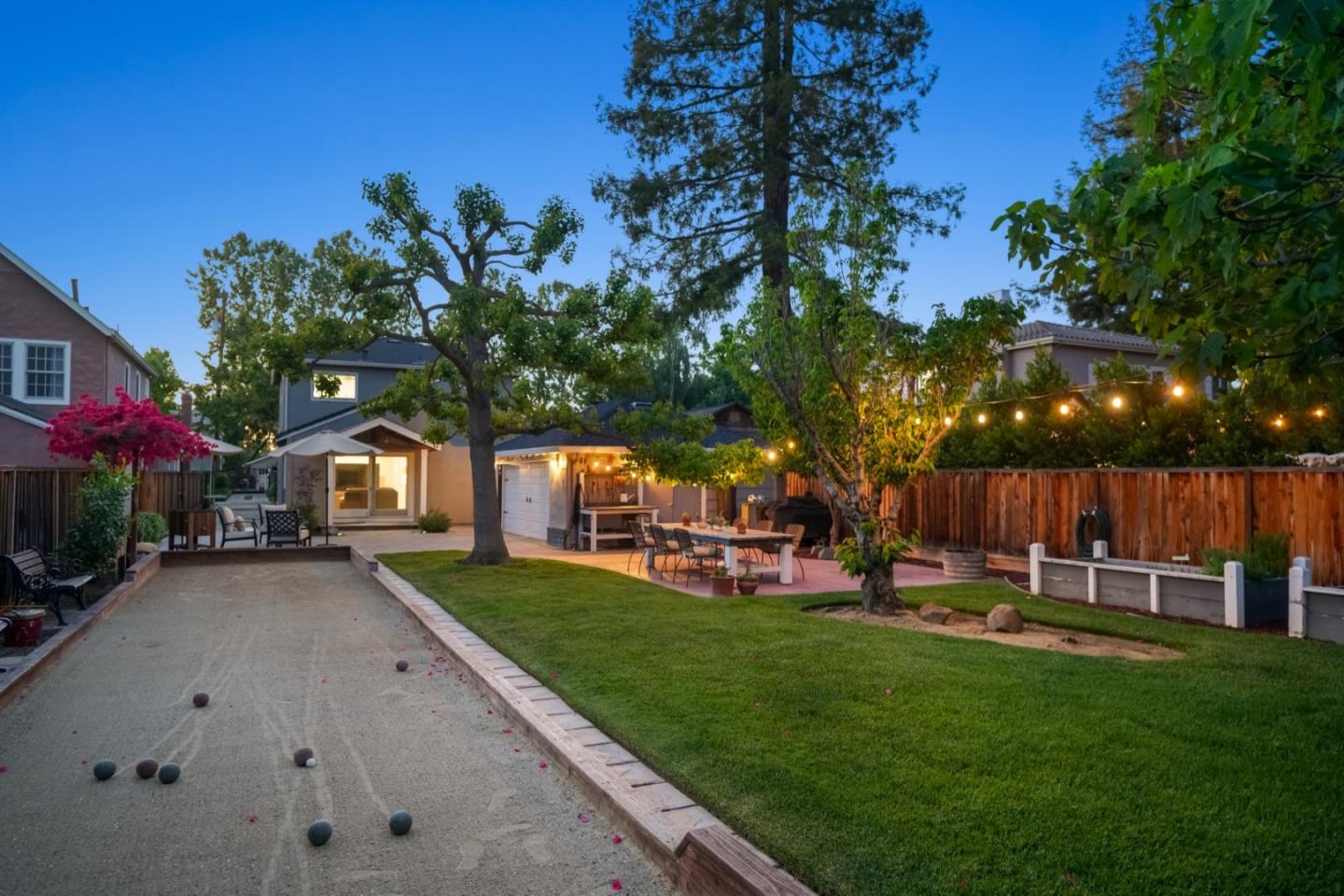 Detail Gallery Image 49 of 49 For 978 Terra Bella Ave, San Jose,  CA 95125 - 4 Beds | 3 Baths