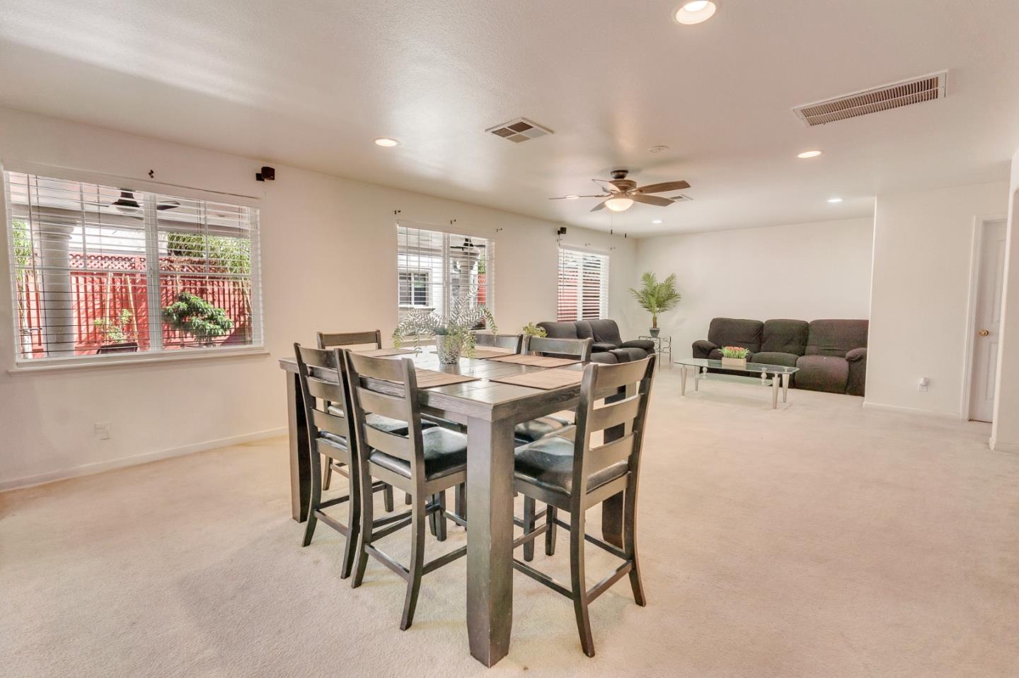Detail Gallery Image 26 of 74 For 2385 N Mountainside Dr, Los Banos,  CA 93635 - 5 Beds | 2/1 Baths