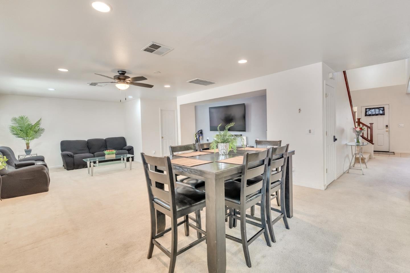 Detail Gallery Image 27 of 74 For 2385 N Mountainside Dr, Los Banos,  CA 93635 - 5 Beds | 2/1 Baths