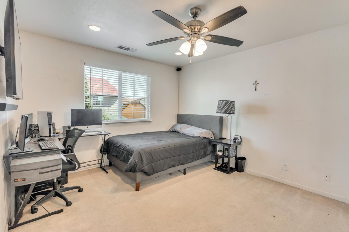 Detail Gallery Image 40 of 74 For 2385 N Mountainside Dr, Los Banos,  CA 93635 - 5 Beds | 2/1 Baths
