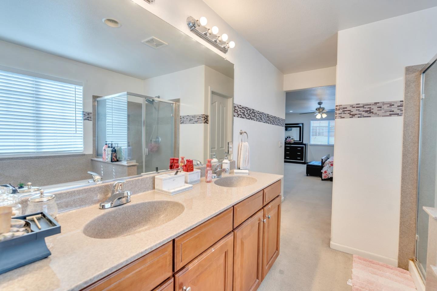 Detail Gallery Image 50 of 74 For 2385 N Mountainside Dr, Los Banos,  CA 93635 - 5 Beds | 2/1 Baths