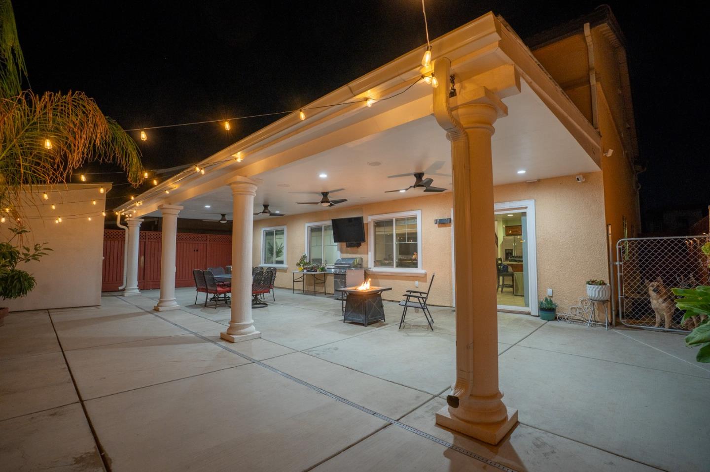 Detail Gallery Image 58 of 74 For 2385 N Mountainside Dr, Los Banos,  CA 93635 - 5 Beds | 2/1 Baths