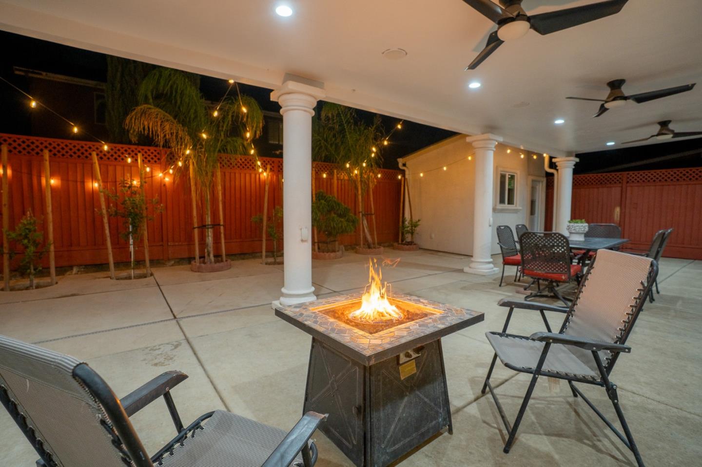 Detail Gallery Image 60 of 74 For 2385 N Mountainside Dr, Los Banos,  CA 93635 - 5 Beds | 2/1 Baths