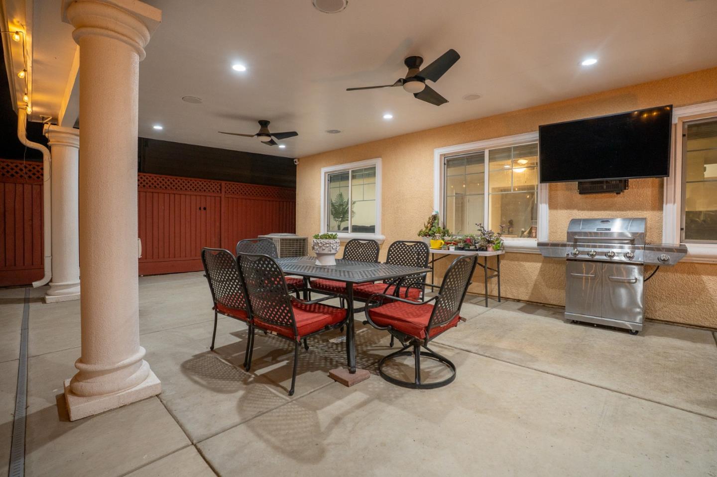Detail Gallery Image 64 of 74 For 2385 N Mountainside Dr, Los Banos,  CA 93635 - 5 Beds | 2/1 Baths