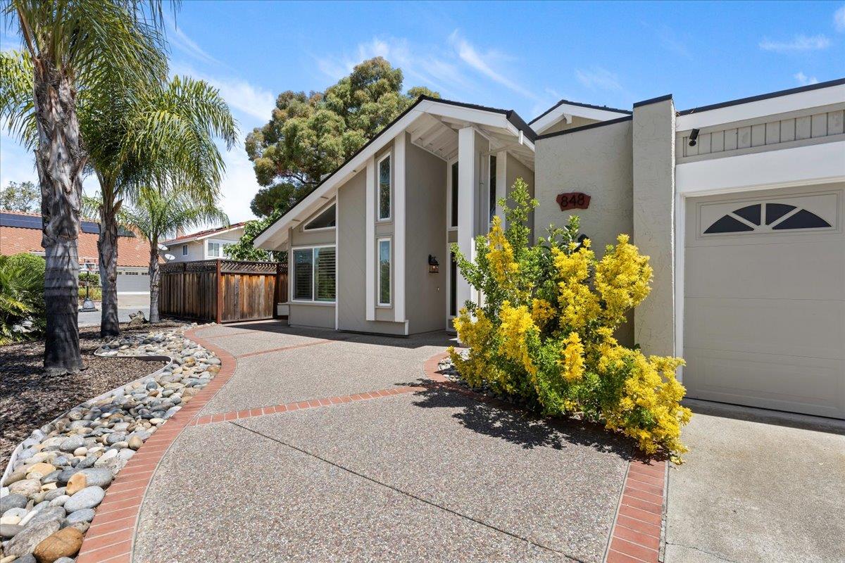 Detail Gallery Image 3 of 34 For 848 Pretoria Ct, San Jose,  CA 95127 - 4 Beds | 2 Baths