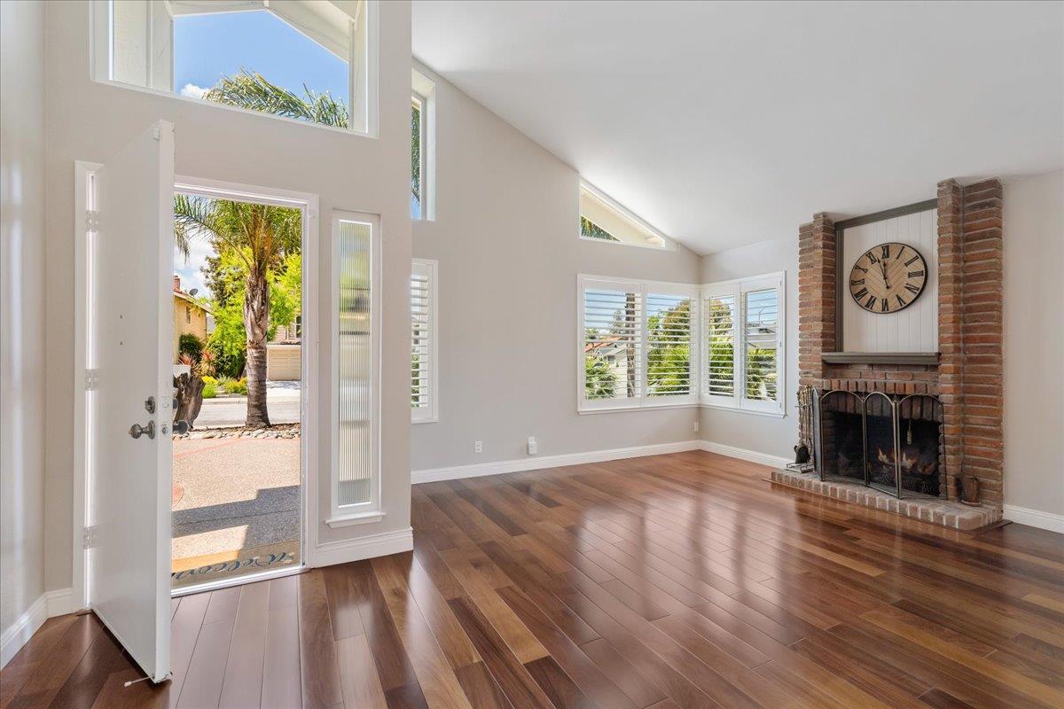 Detail Gallery Image 5 of 34 For 848 Pretoria Ct, San Jose,  CA 95127 - 4 Beds | 2 Baths