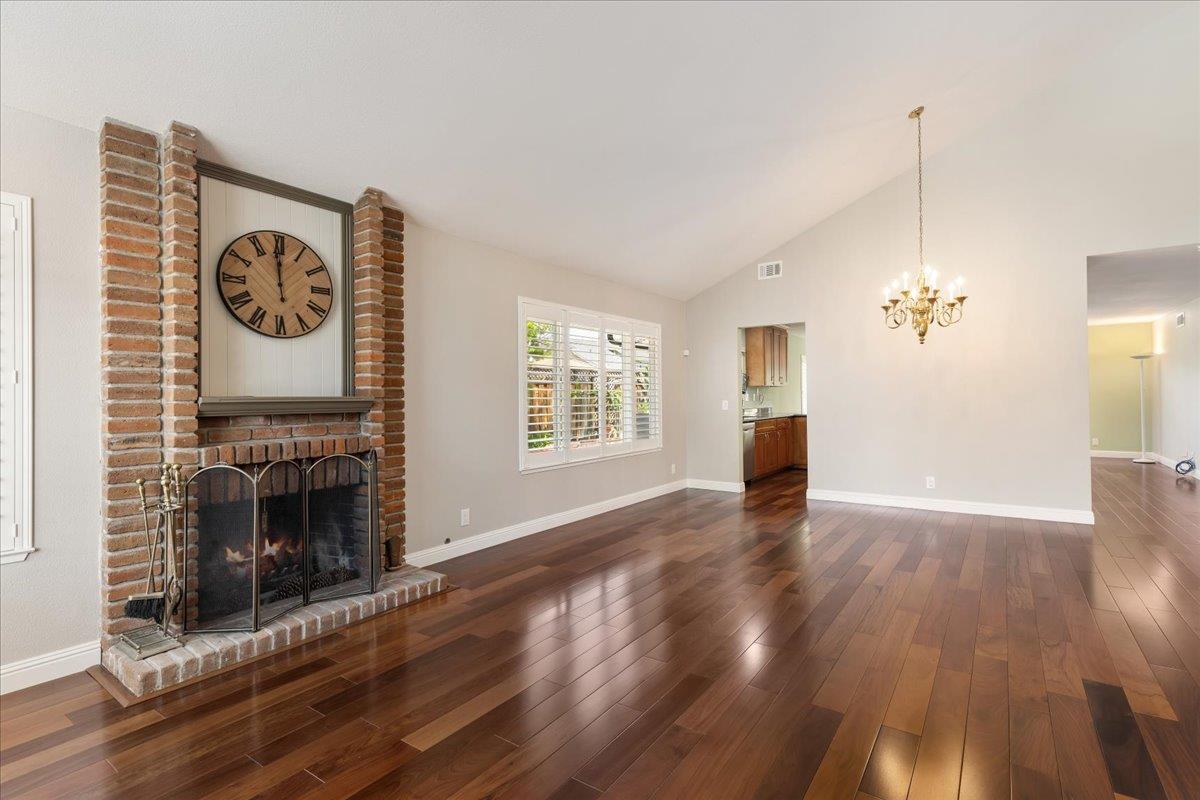 Detail Gallery Image 8 of 34 For 848 Pretoria Ct, San Jose,  CA 95127 - 4 Beds | 2 Baths