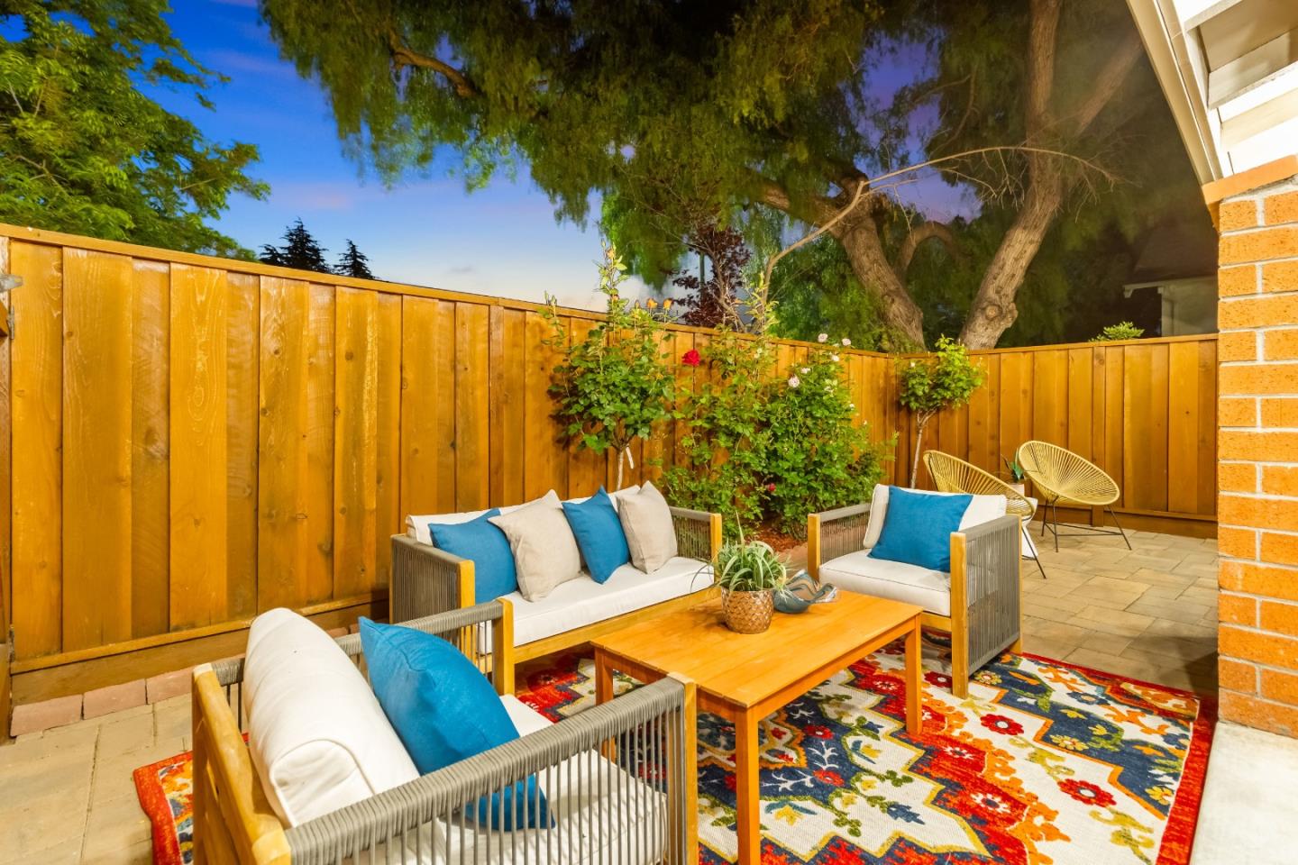 Detail Gallery Image 13 of 50 For 20179 Northwest Sq, Cupertino,  CA 95014 - 2 Beds | 2 Baths