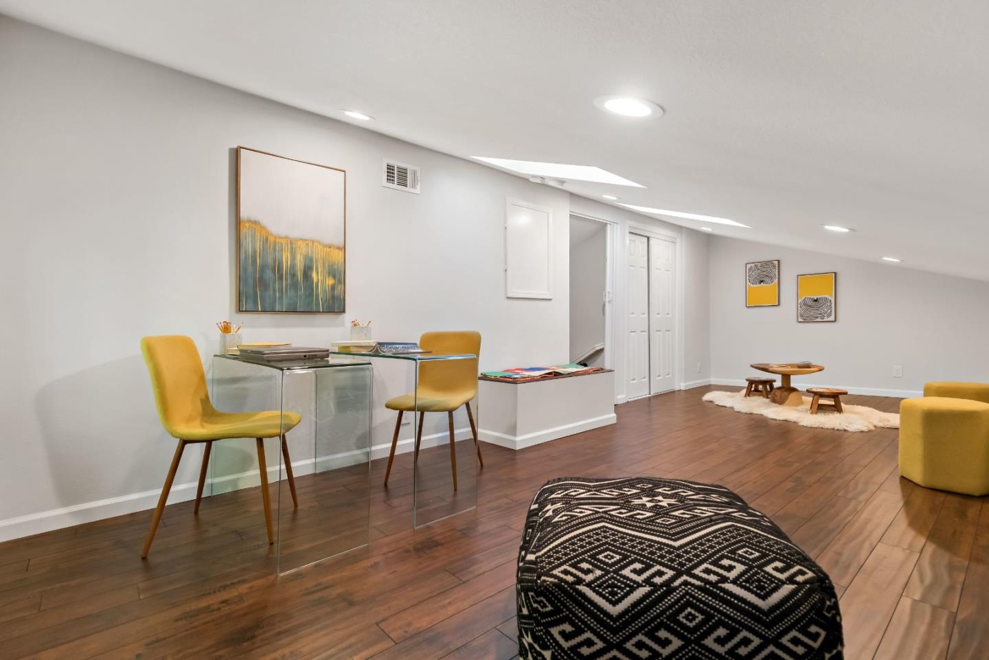 Detail Gallery Image 25 of 50 For 20179 Northwest Sq, Cupertino,  CA 95014 - 2 Beds | 2 Baths