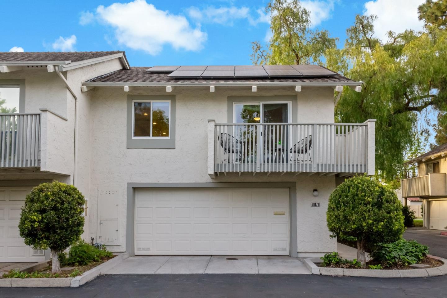 Detail Gallery Image 5 of 50 For 20179 Northwest Sq, Cupertino,  CA 95014 - 2 Beds | 2 Baths
