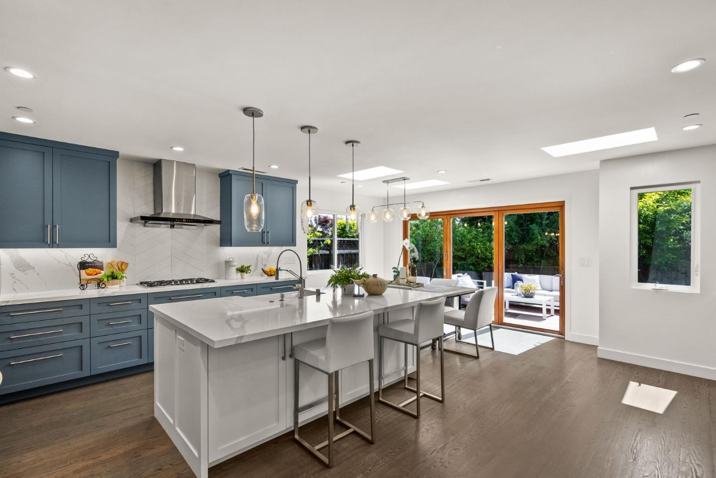 Detail Gallery Image 1 of 52 For 362 Stowell Ave, Sunnyvale,  CA 94085 - 4 Beds | 3 Baths