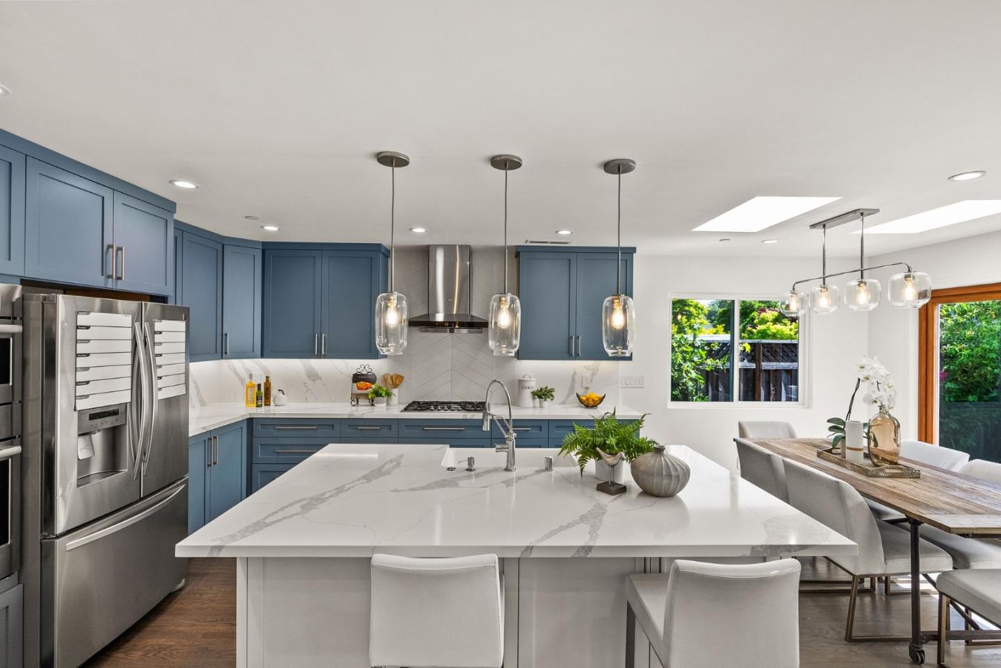 Detail Gallery Image 3 of 52 For 362 Stowell Ave, Sunnyvale,  CA 94085 - 4 Beds | 3 Baths