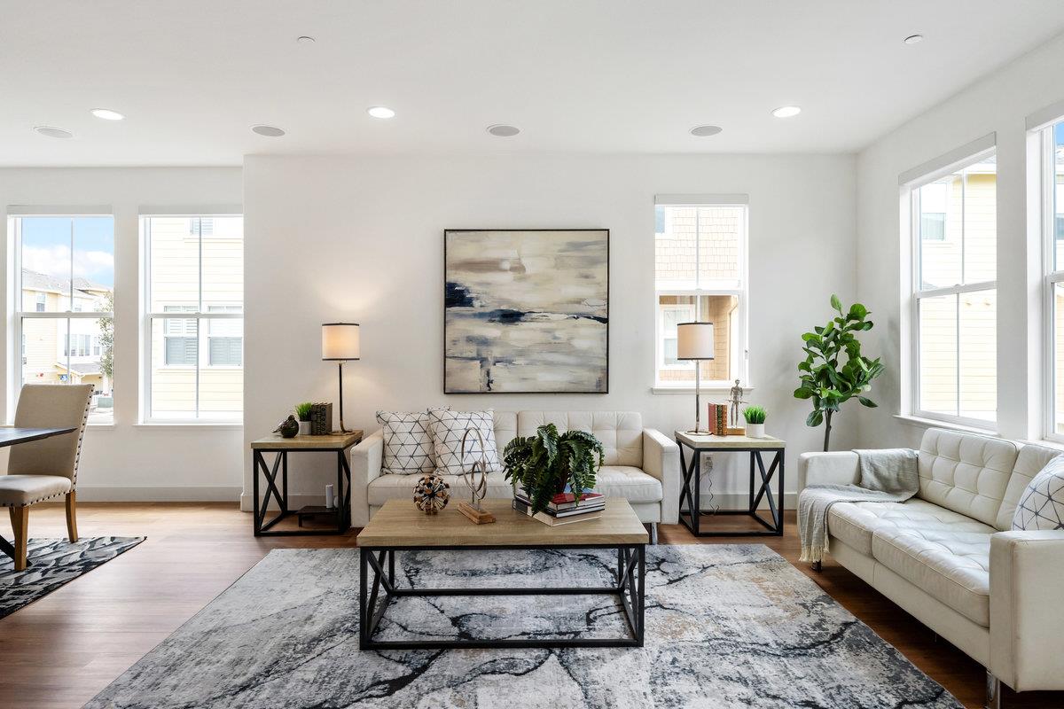 Detail Gallery Image 10 of 47 For 201 Keech Dr, Redwood Shores,  CA 94065 - 3 Beds | 2/1 Baths