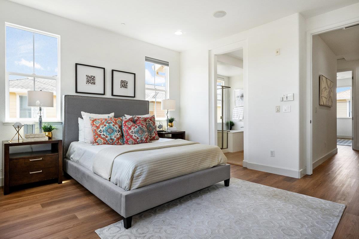 Detail Gallery Image 19 of 47 For 201 Keech Dr, Redwood Shores,  CA 94065 - 3 Beds | 2/1 Baths