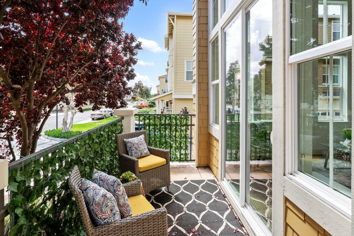 Detail Gallery Image 32 of 47 For 201 Keech Dr, Redwood Shores,  CA 94065 - 3 Beds | 2/1 Baths