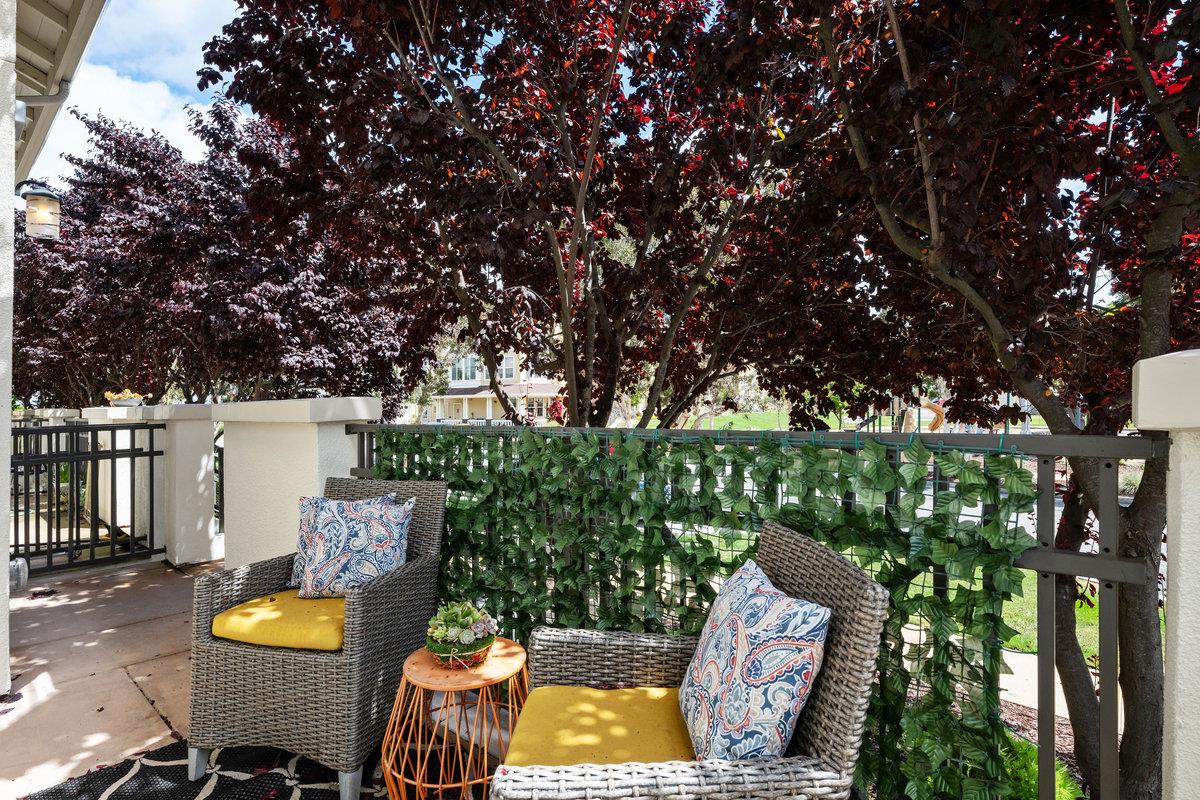 Detail Gallery Image 33 of 47 For 201 Keech Dr, Redwood Shores,  CA 94065 - 3 Beds | 2/1 Baths