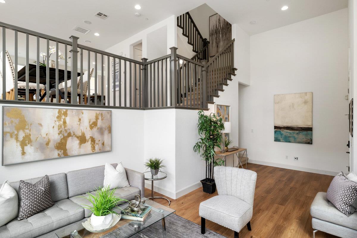 Detail Gallery Image 4 of 47 For 201 Keech Dr, Redwood Shores,  CA 94065 - 3 Beds | 2/1 Baths