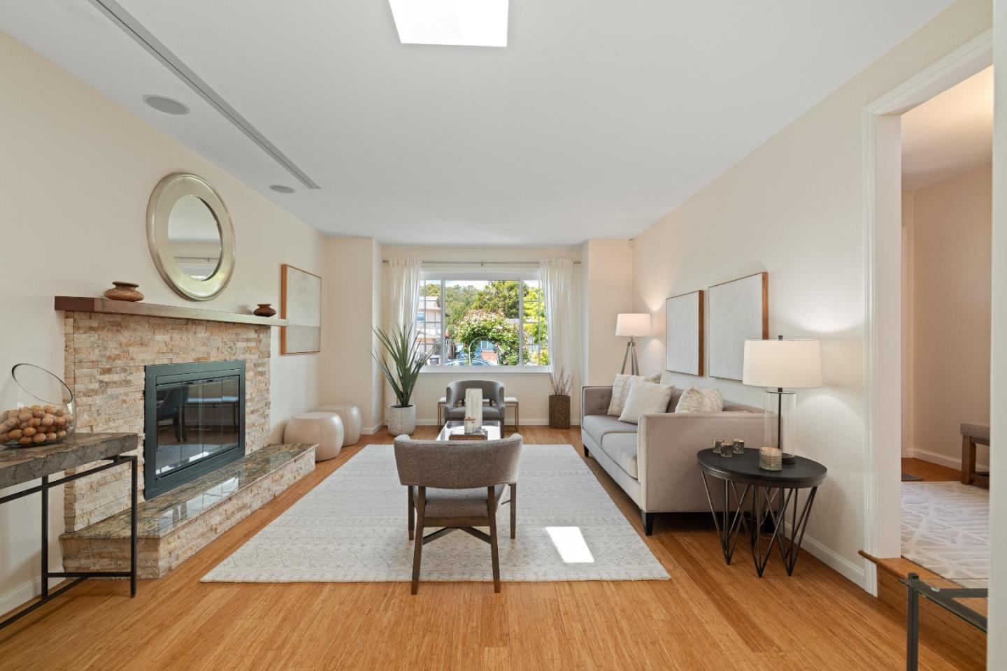 Detail Gallery Image 10 of 37 For 623 Sonora Ave, El Granada,  CA 94018 - 3 Beds | 2 Baths