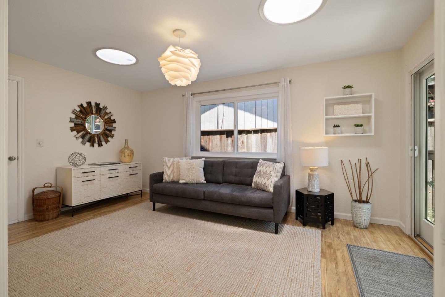 Detail Gallery Image 21 of 37 For 623 Sonora Ave, El Granada,  CA 94018 - 3 Beds | 2 Baths