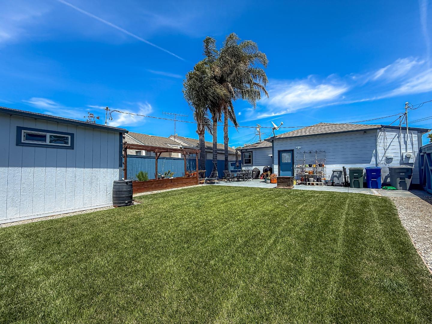 Detail Gallery Image 15 of 30 For 1250 Douglas Ct, San Leandro,  CA 94577 - 2 Beds | 1 Baths