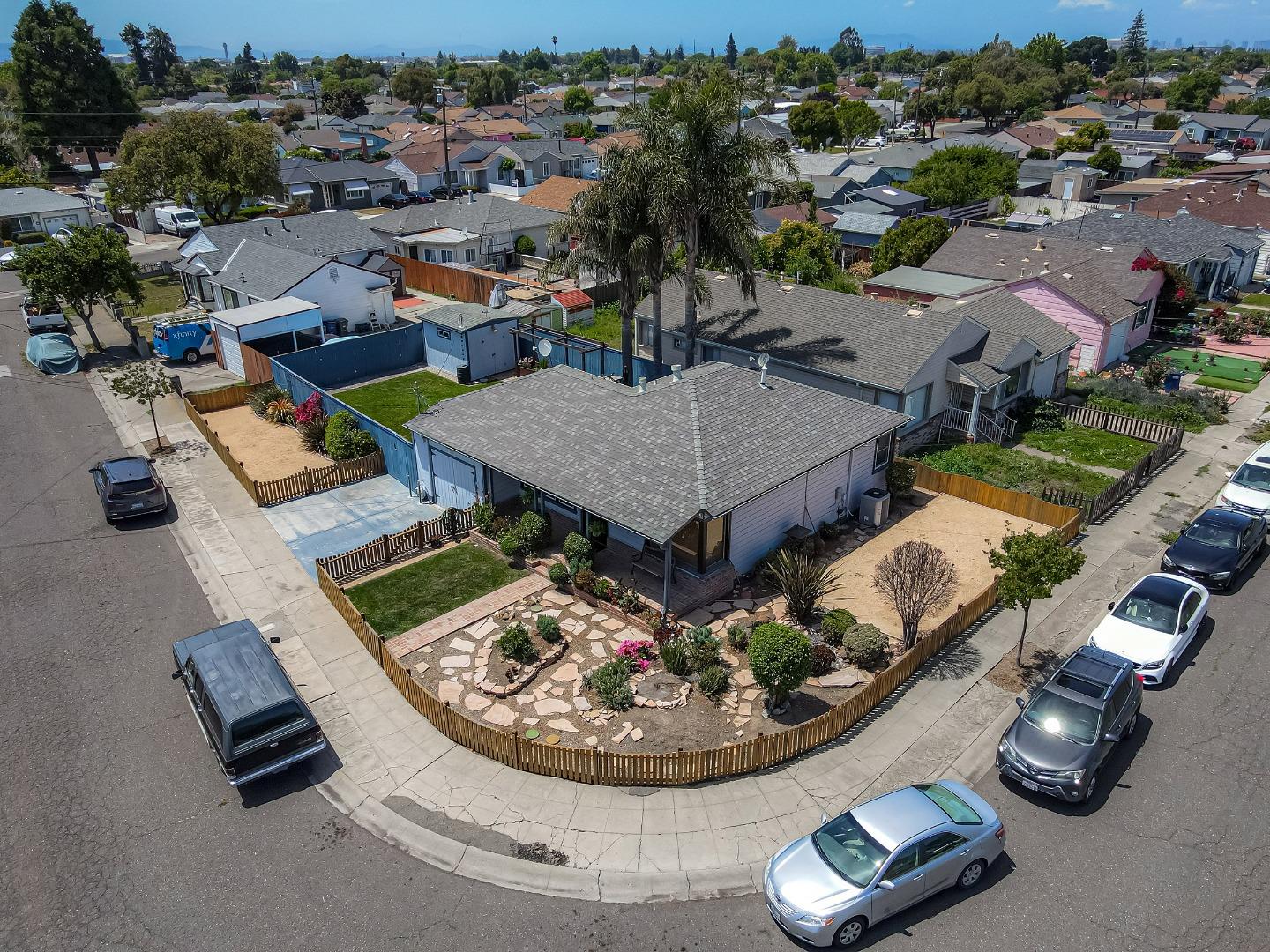 Detail Gallery Image 30 of 30 For 1250 Douglas Ct, San Leandro,  CA 94577 - 2 Beds | 1 Baths