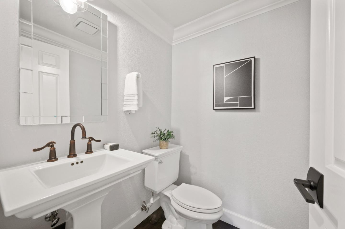 Detail Gallery Image 22 of 46 For 151 Monte Villa Ct, Campbell,  CA 95008 - 3 Beds | 2/1 Baths
