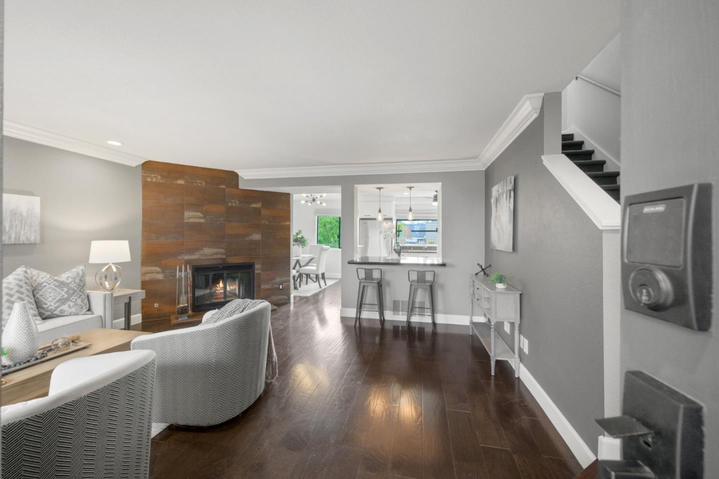 Detail Gallery Image 6 of 46 For 151 Monte Villa Ct, Campbell,  CA 95008 - 3 Beds | 2/1 Baths