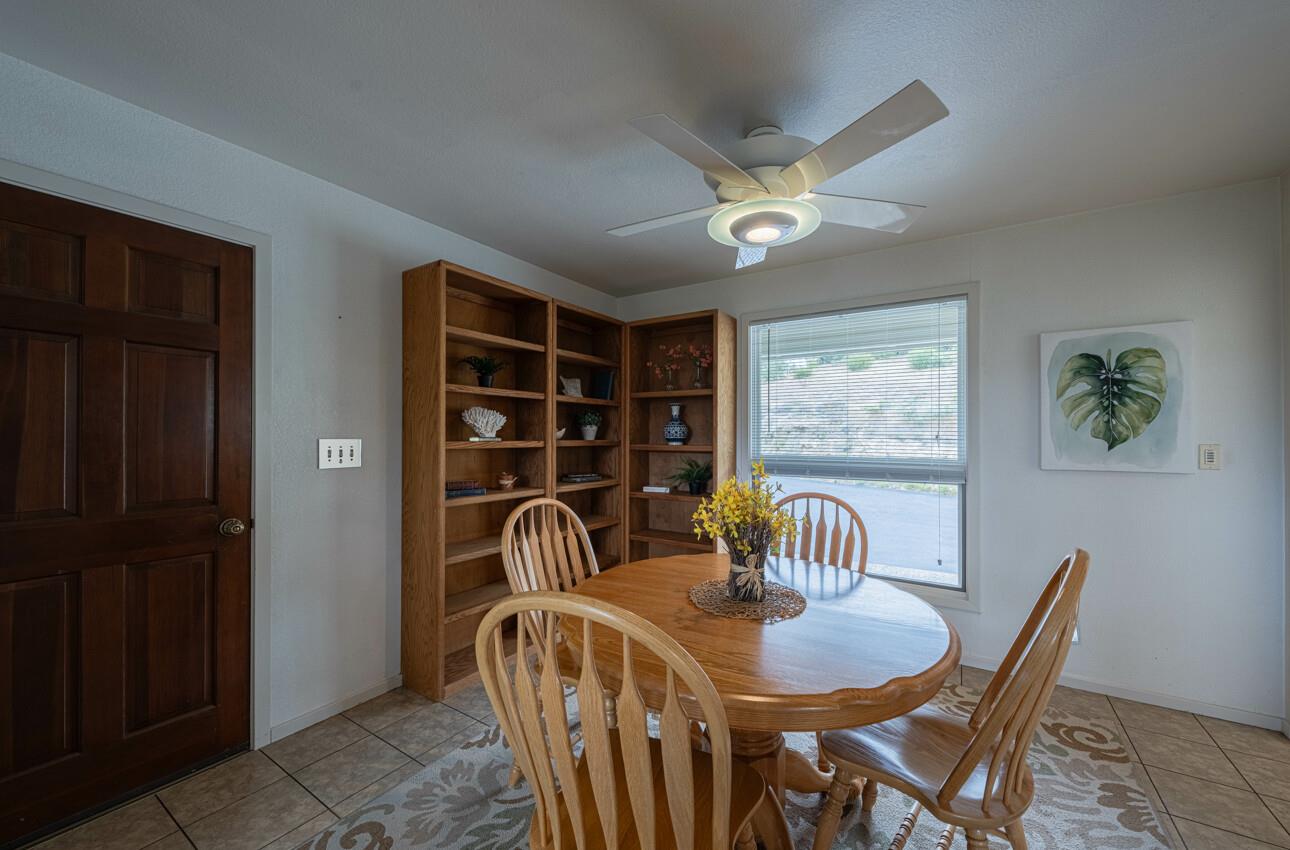 Detail Gallery Image 21 of 58 For 24935 Corte Poco, Salinas,  CA 93908 - 5 Beds | 3/1 Baths