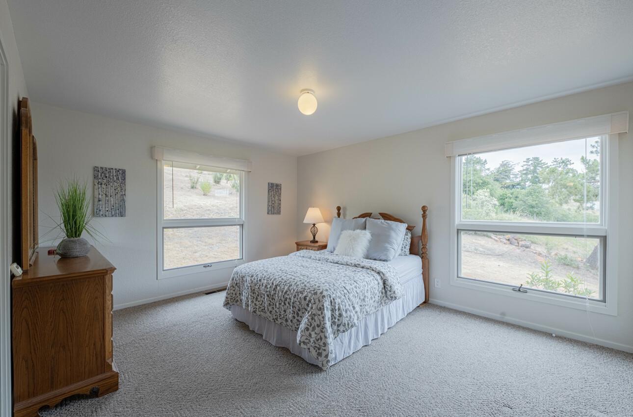 Detail Gallery Image 39 of 58 For 24935 Corte Poco, Salinas,  CA 93908 - 5 Beds | 3/1 Baths