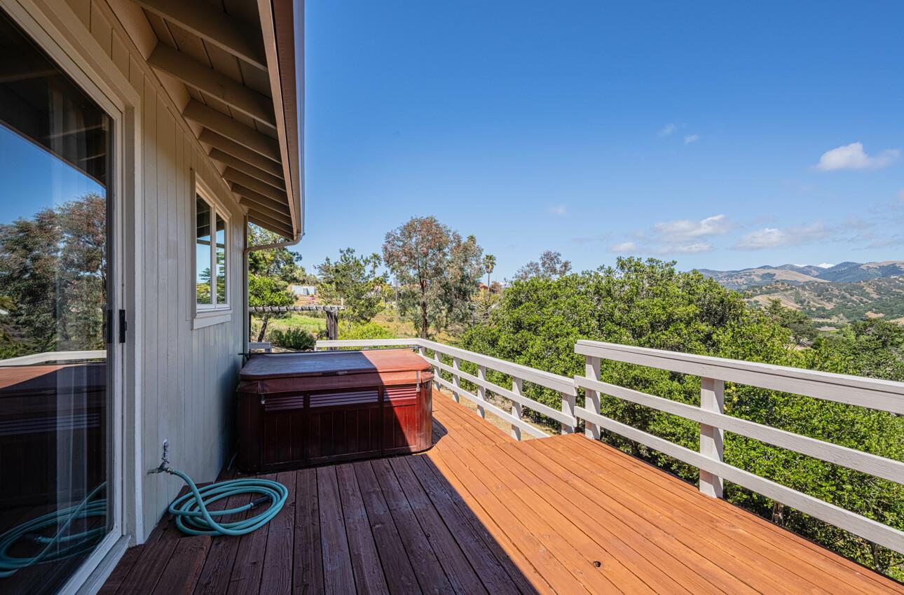 Detail Gallery Image 52 of 58 For 24935 Corte Poco, Salinas,  CA 93908 - 5 Beds | 3/1 Baths