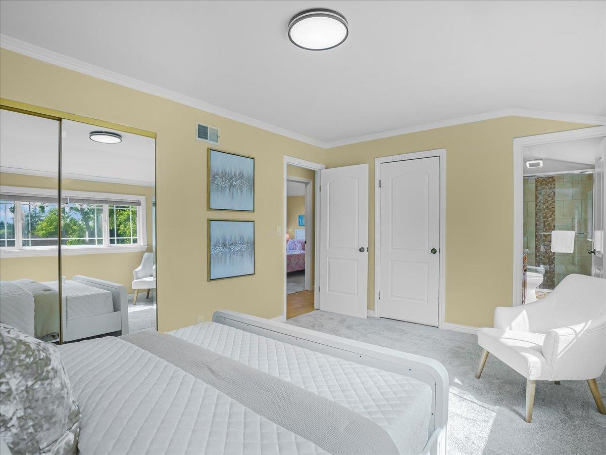 Detail Gallery Image 27 of 59 For 651 Starbush Dr, Sunnyvale,  CA 94086 - 4 Beds | 2/1 Baths