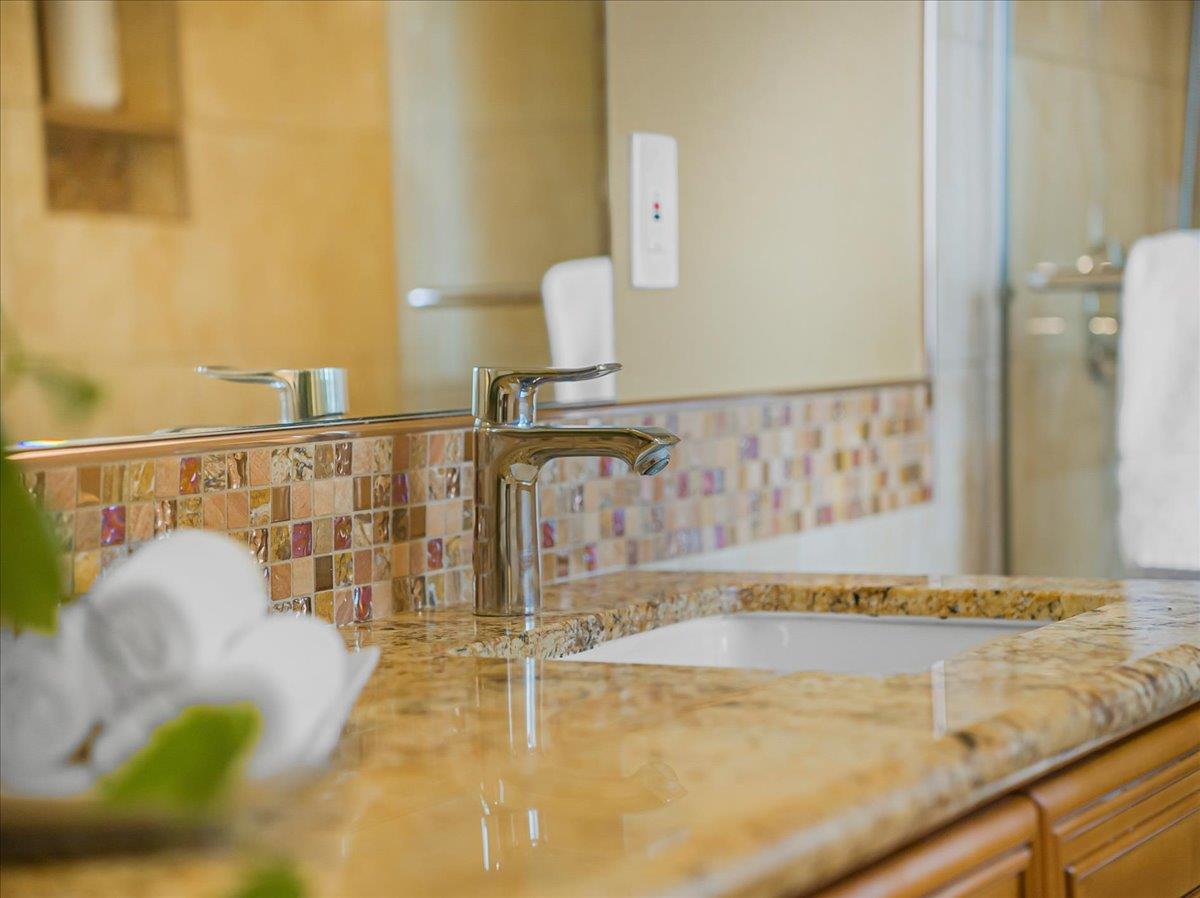 Detail Gallery Image 33 of 59 For 651 Starbush Dr, Sunnyvale,  CA 94086 - 4 Beds | 2/1 Baths