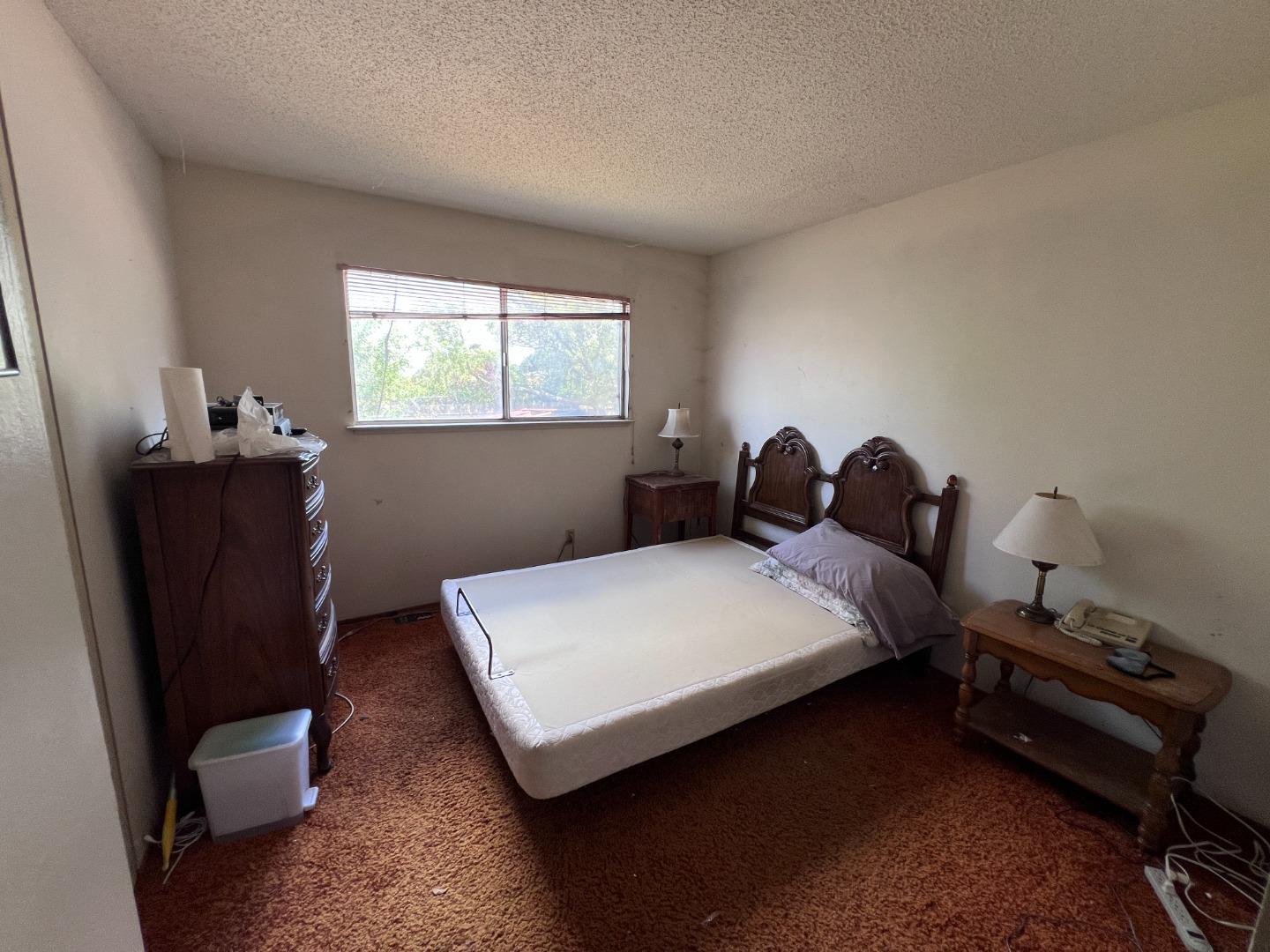Detail Gallery Image 18 of 27 For 19035 Buena Ln, Salinas,  CA 93908 - 4 Beds | 2 Baths