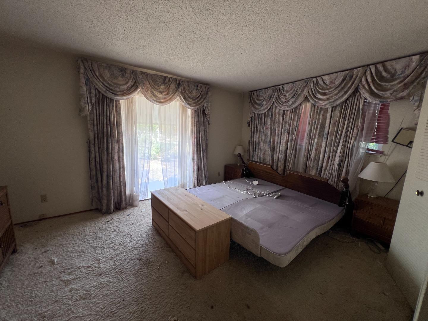 Detail Gallery Image 20 of 27 For 19035 Buena Ln, Salinas,  CA 93908 - 4 Beds | 2 Baths