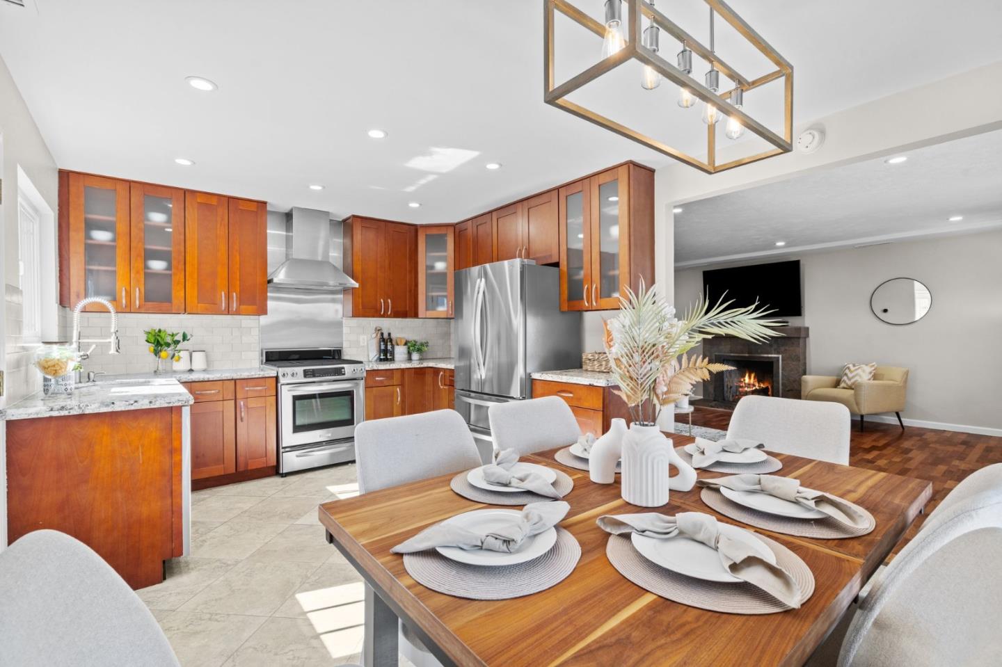 Detail Gallery Image 13 of 52 For 1753 Urna Ave, San Jose,  CA 95124 - 4 Beds | 2 Baths