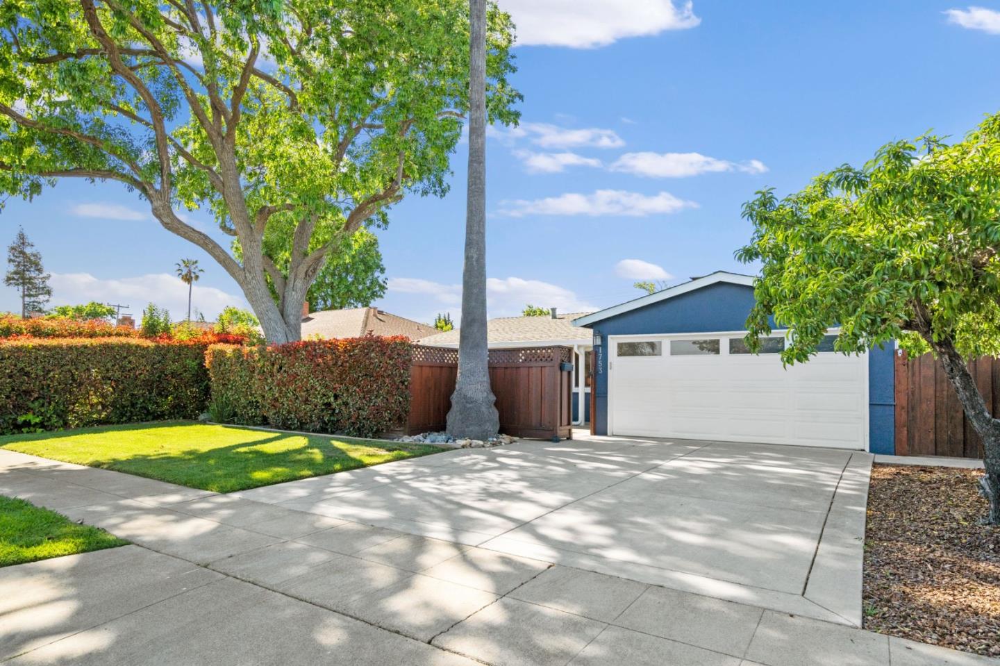 Detail Gallery Image 2 of 52 For 1753 Urna Ave, San Jose,  CA 95124 - 4 Beds | 2 Baths