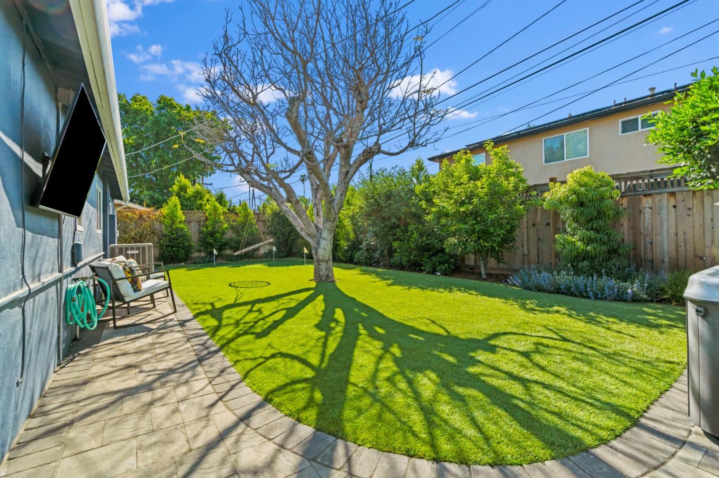 Detail Gallery Image 33 of 52 For 1753 Urna Ave, San Jose,  CA 95124 - 4 Beds | 2 Baths