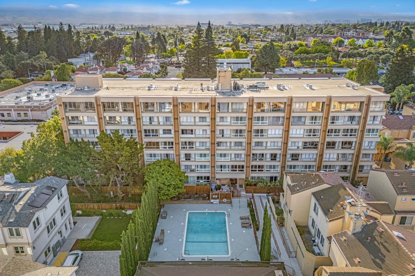 Detail Gallery Image 42 of 49 For 1700 Civic Center Dr #404,  Santa Clara,  CA 95050 - 1 Beds | 1 Baths