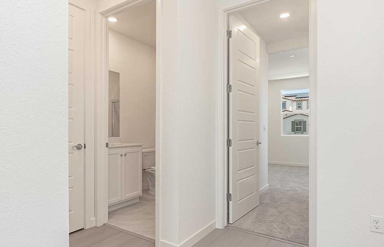 Detail Gallery Image 15 of 25 For 3088 Benetti St, Lathrop,  CA 95330 - 4 Beds | 3/1 Baths