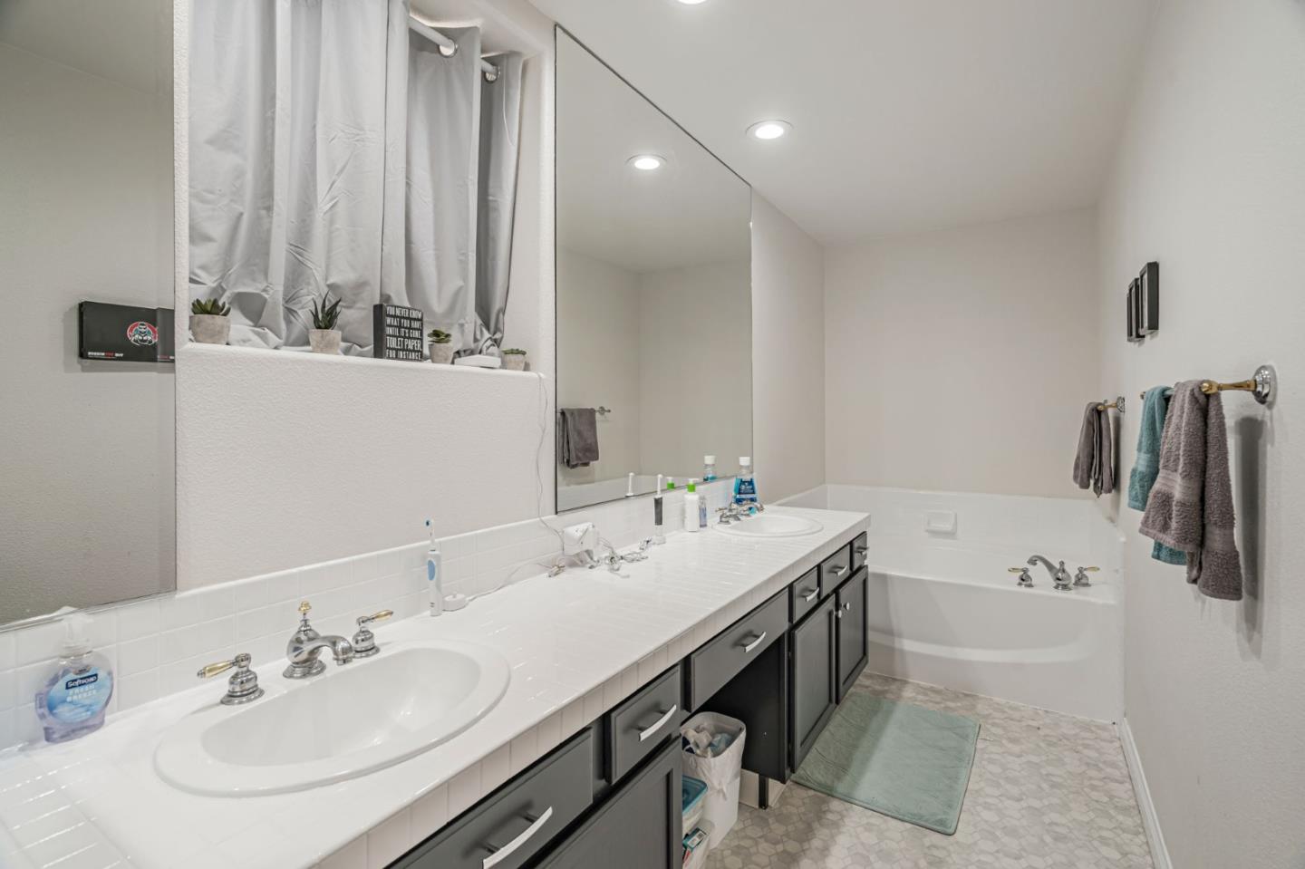 Detail Gallery Image 28 of 44 For 144 S 3rd St #132,  San Jose,  CA 95112 - 2 Beds | 2/1 Baths