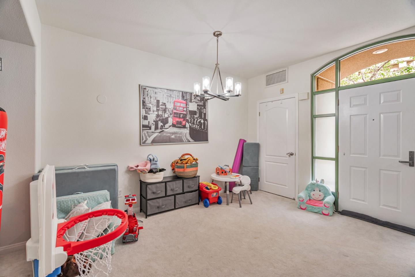 Detail Gallery Image 8 of 44 For 144 S 3rd St #132,  San Jose,  CA 95112 - 2 Beds | 2/1 Baths