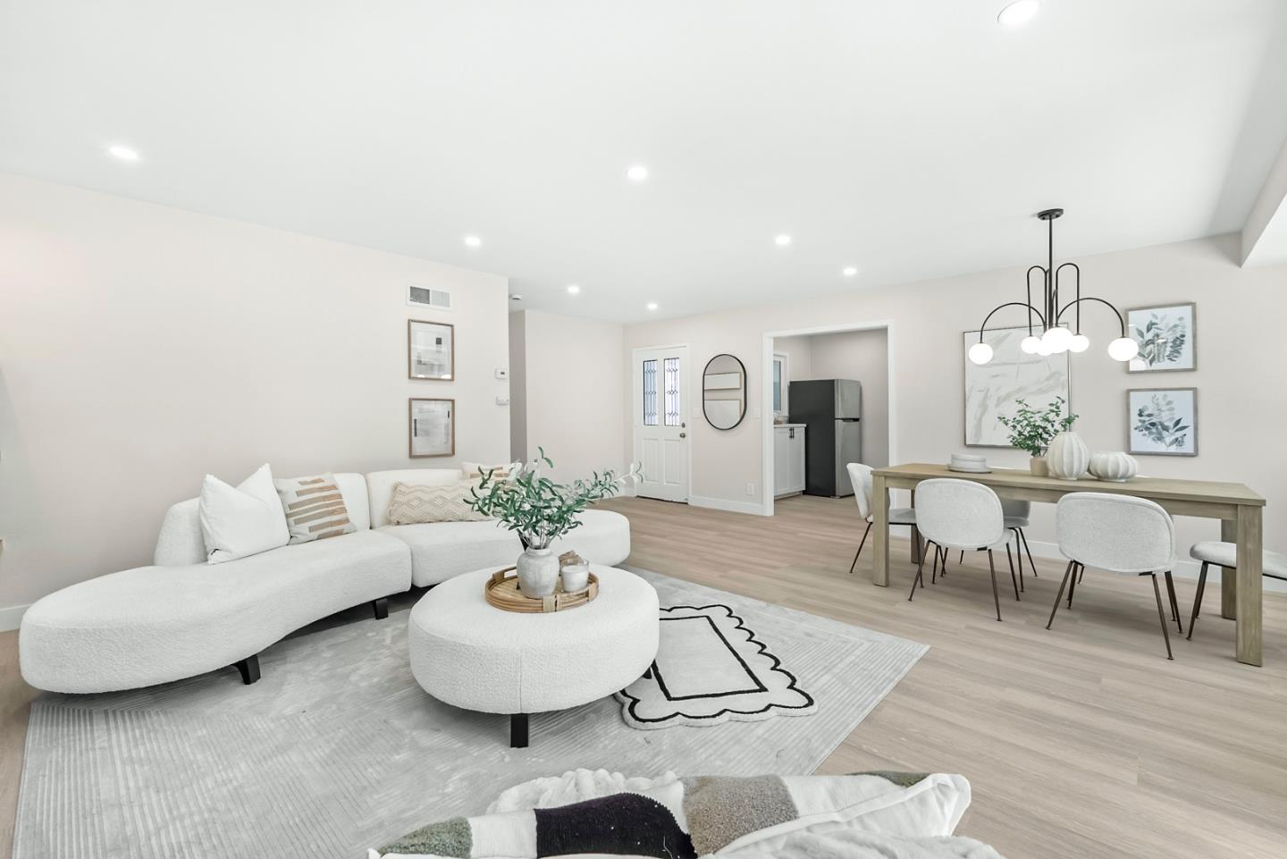 Detail Gallery Image 11 of 38 For 1260 Heatherstone Way, Sunnyvale,  CA 94087 - 3 Beds | 2 Baths