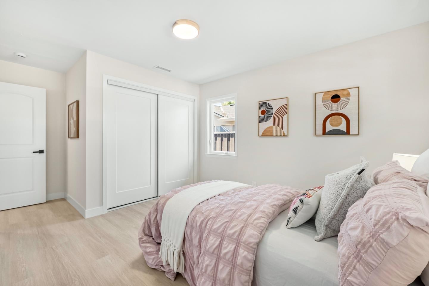 Detail Gallery Image 26 of 38 For 1260 Heatherstone Way, Sunnyvale,  CA 94087 - 3 Beds | 2 Baths
