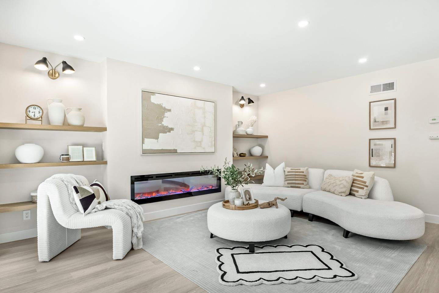 Detail Gallery Image 9 of 38 For 1260 Heatherstone Way, Sunnyvale,  CA 94087 - 3 Beds | 2 Baths