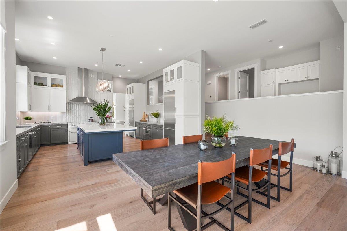 Detail Gallery Image 21 of 73 For 115 Wika Ranch Ct, Redwood City,  CA 94062 - 5 Beds | 4/1 Baths