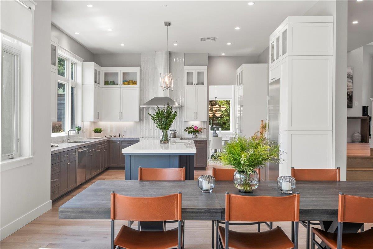 Detail Gallery Image 22 of 73 For 115 Wika Ranch Ct, Redwood City,  CA 94062 - 5 Beds | 4/1 Baths