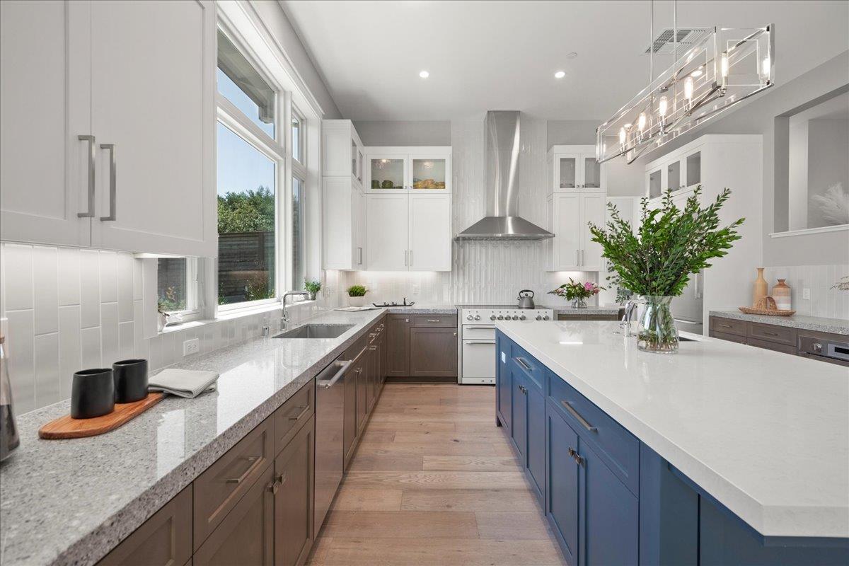 Detail Gallery Image 26 of 73 For 115 Wika Ranch Ct, Redwood City,  CA 94062 - 5 Beds | 4/1 Baths