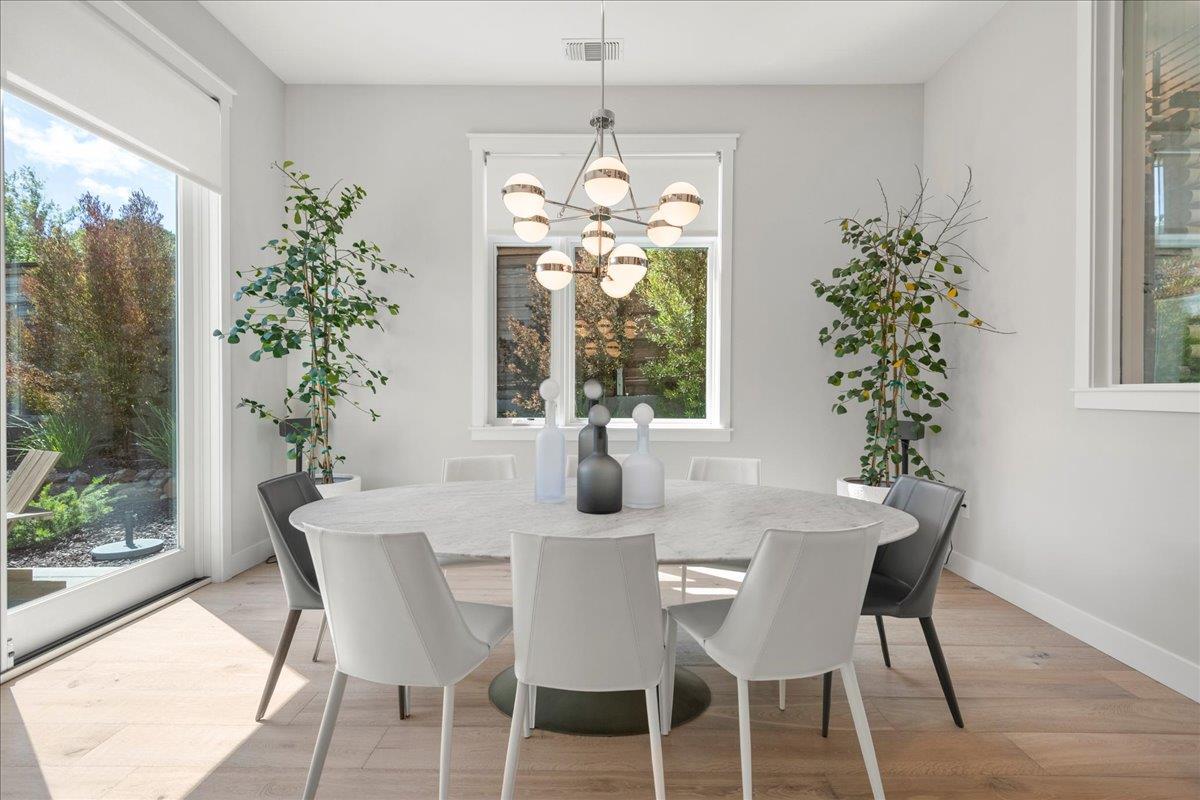 Detail Gallery Image 29 of 73 For 115 Wika Ranch Ct, Redwood City,  CA 94062 - 5 Beds | 4/1 Baths